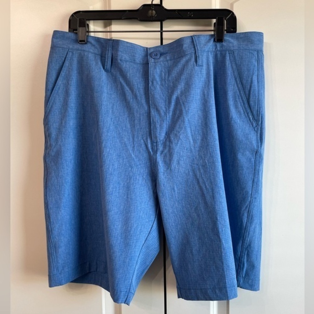 Land &  water, hybrid shorts, men’s size 36